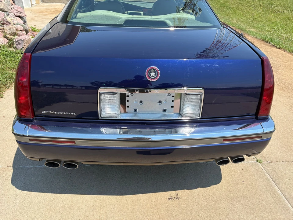 1994 Cadillac Eldorado 12th Gen - Image 9 of 31