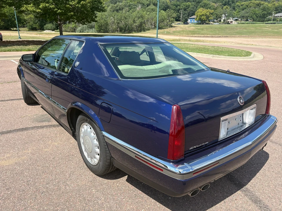 1994 Cadillac Eldorado 12th Gen - Image 11 of 31