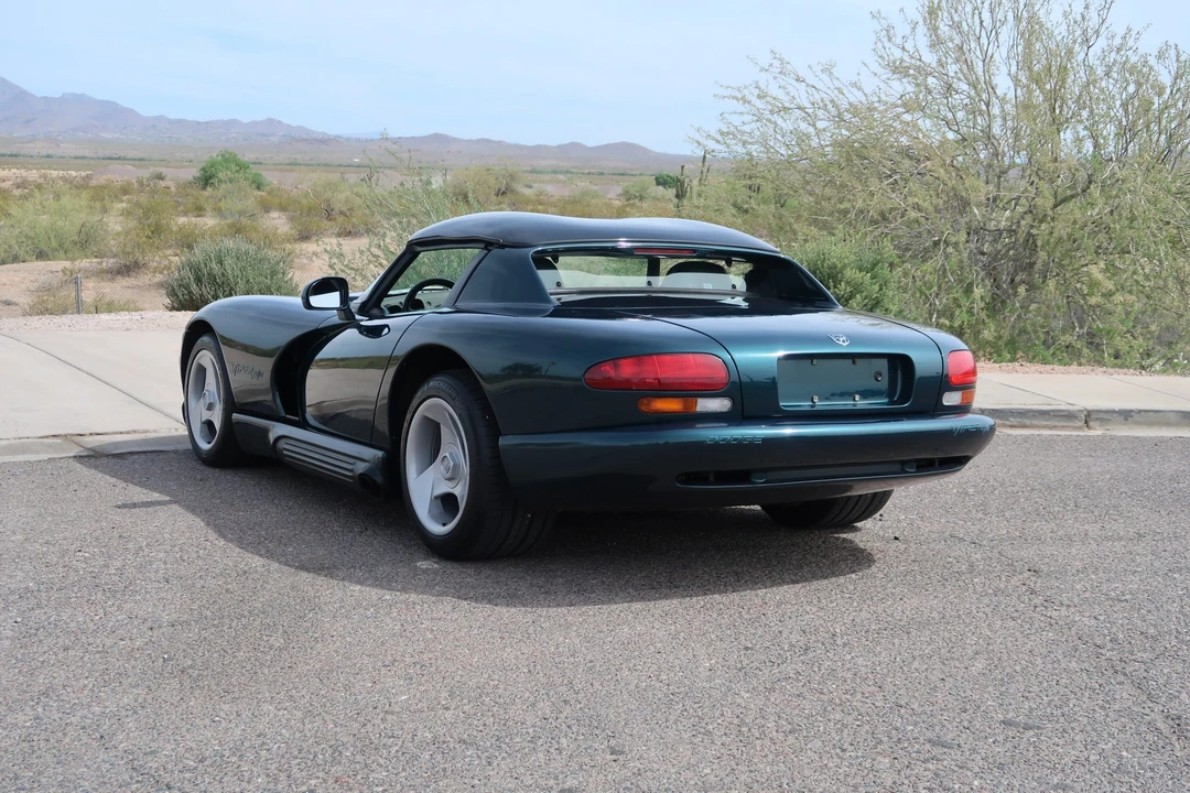 1994 Dodge Viper 1st Gen - Image 27 of 31