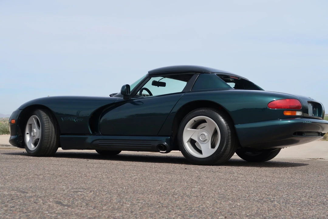 1994 Dodge Viper 1st Gen - Image 24 of 31