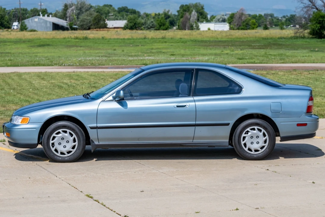 1994 Honda Accord 5th Gen - Image 10 of 31