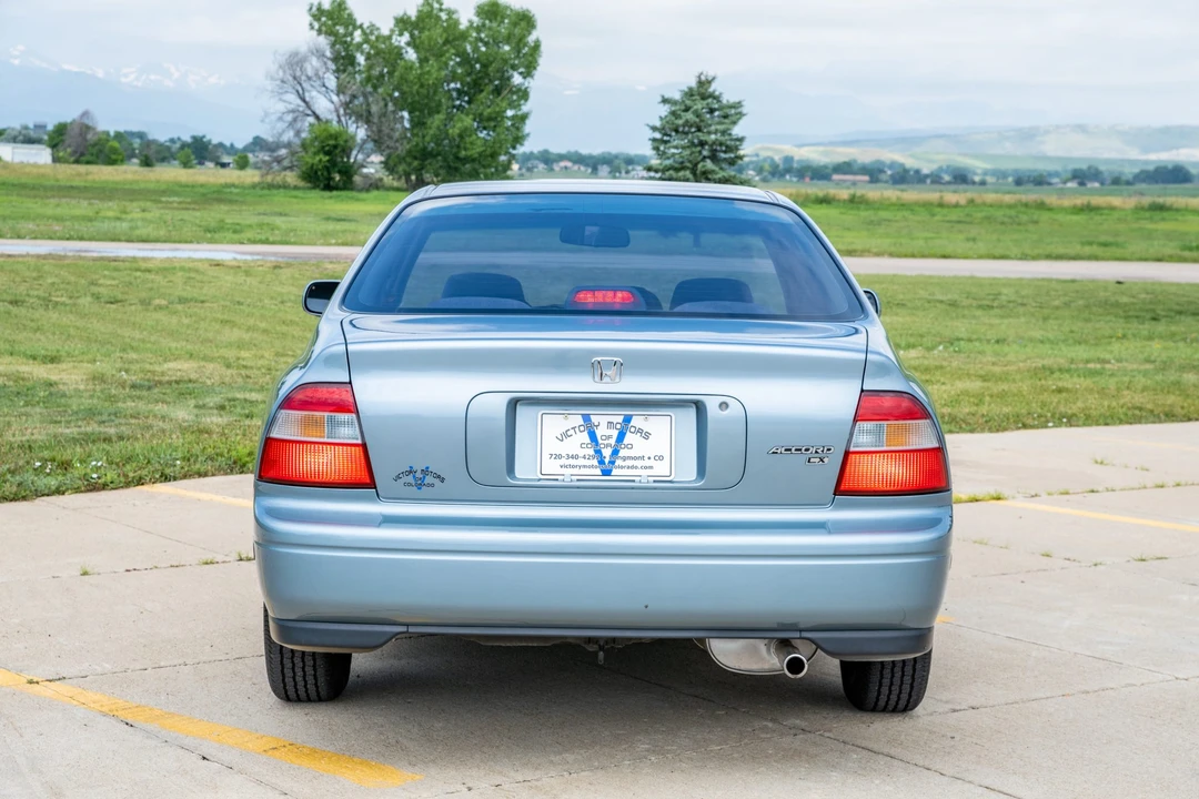 1994 Honda Accord 5th Gen - Image 8 of 31