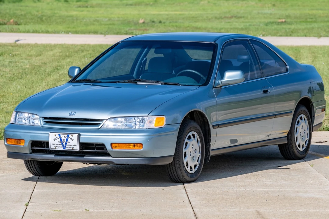 1994 Honda Accord 5th Gen - Image 1 of 31