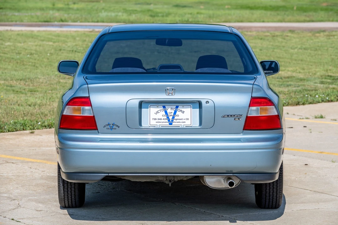 1994 Honda Accord 5th Gen - Image 7 of 31