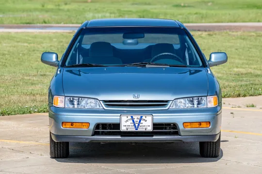 1994 Honda Accord 5th Gen - Image 2 of 31