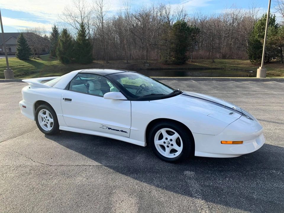 1994 Pontiac Firebird Trans Am 4th Gen - Image 3 of 31