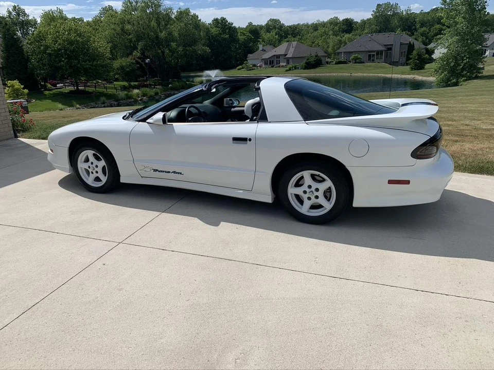 1994 Pontiac Firebird Trans Am 4th Gen - Image 13 of 31