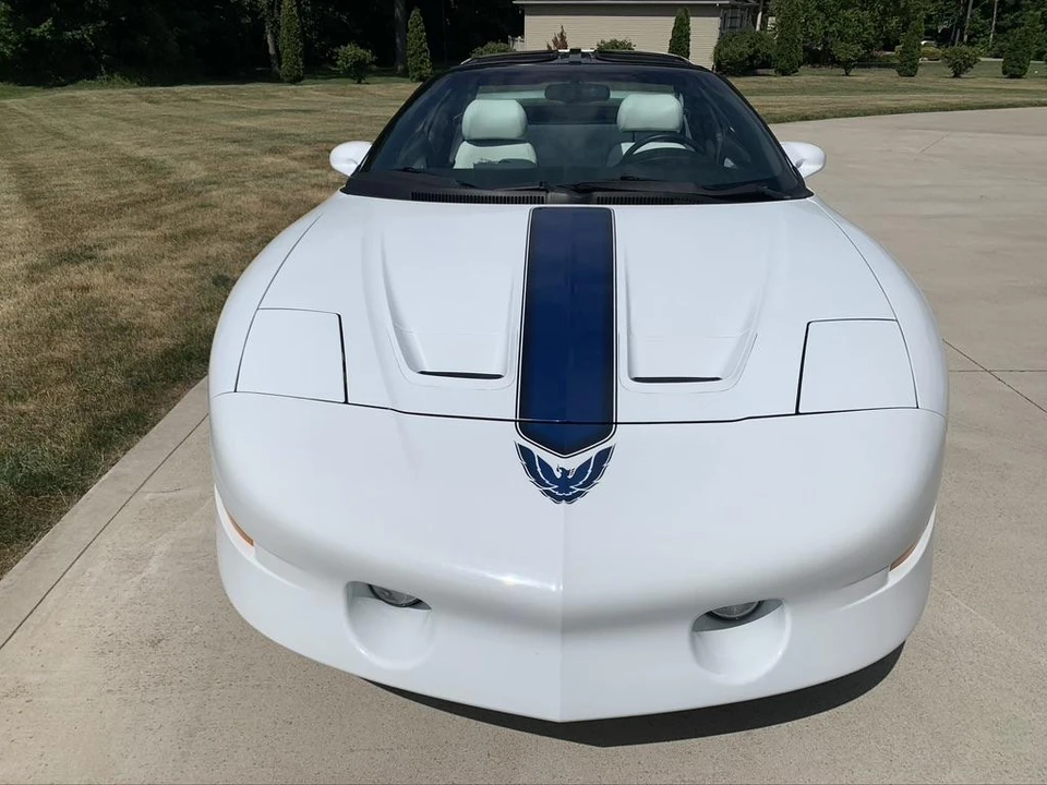 1994 Pontiac Firebird Trans Am 4th Gen - Image 17 of 31