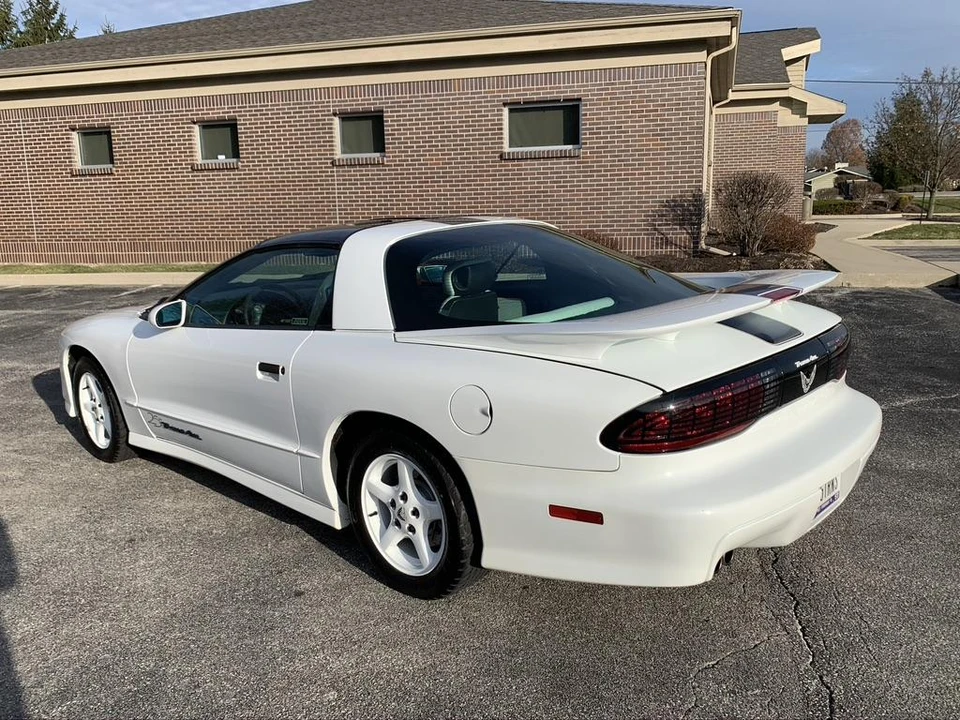 1994 Pontiac Firebird Trans Am 4th Gen - Image 12 of 31