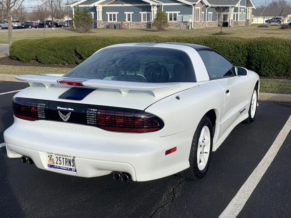 1994 Pontiac Firebird Trans Am 4th Gen - Image 6 of 31