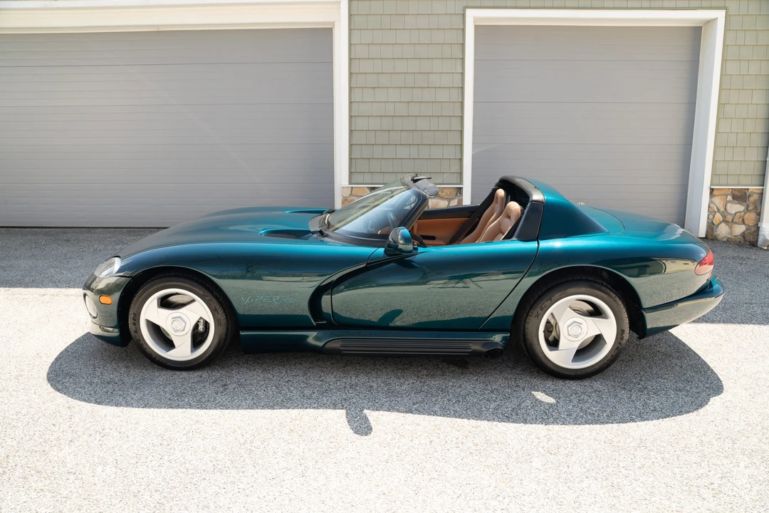1995 Dodge Viper 1st Gen - Image 24 of 31