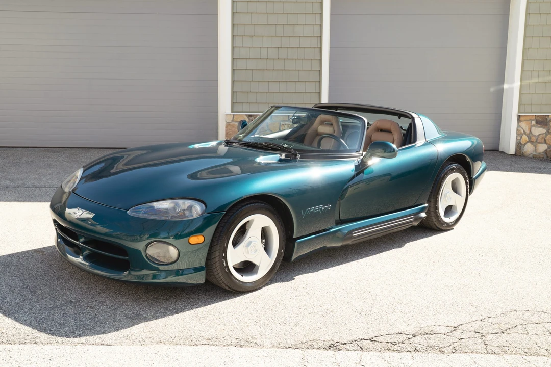 1995 Dodge Viper 1st Gen - Image 2 of 31