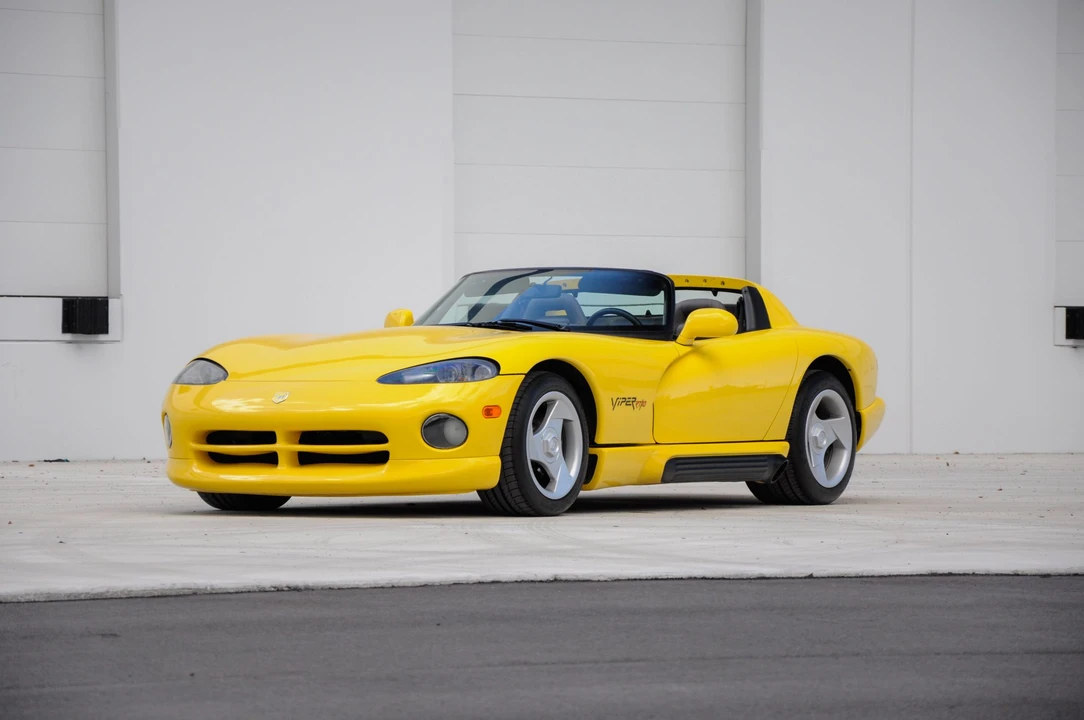 1995 Dodge Viper 1st Gen - Image 2 of 31