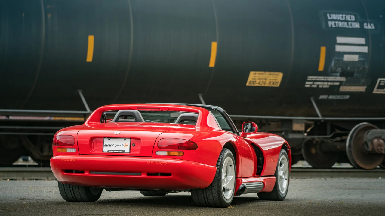 1995 Dodge Viper 1st Gen - Image 11 of 31