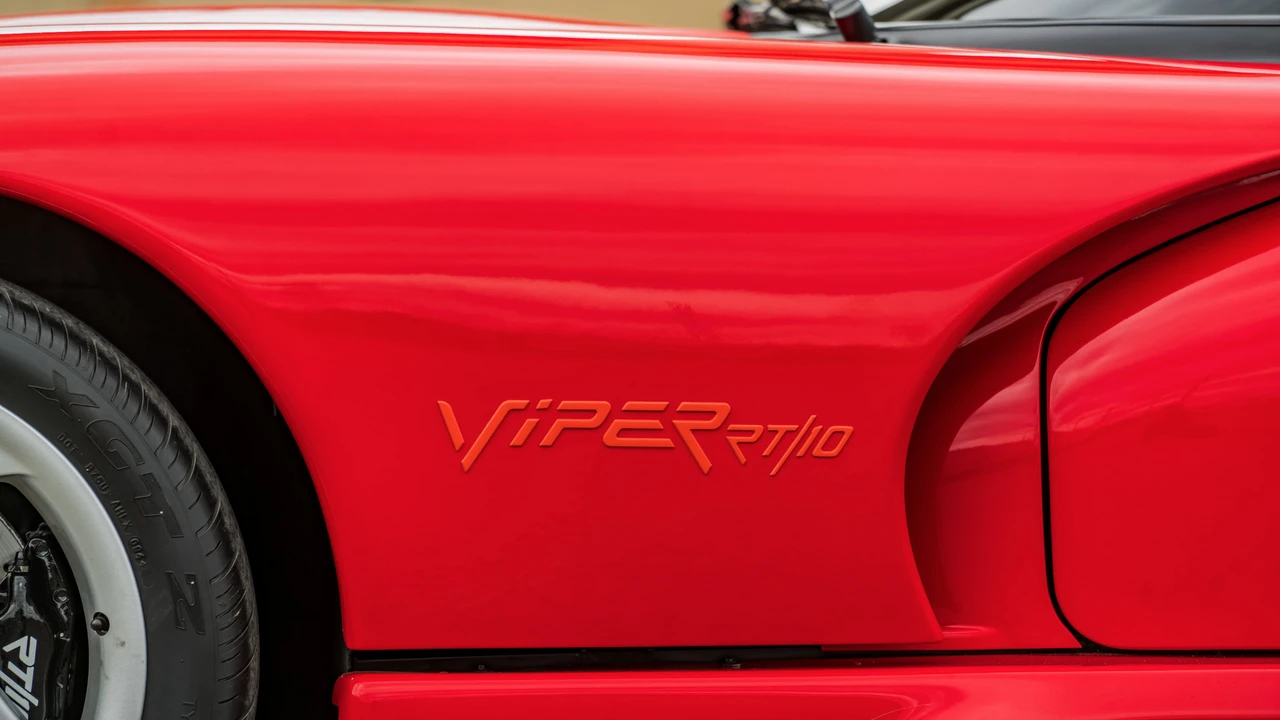 1995 Dodge Viper 1st Gen - Image 24 of 31