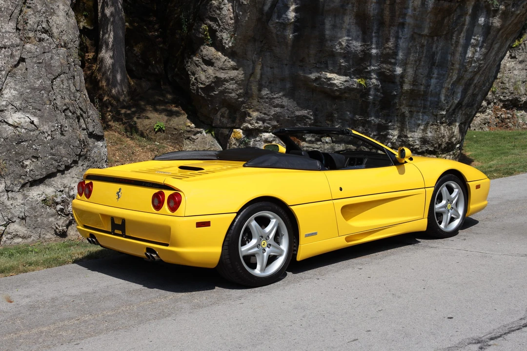 1995 Ferrari F355 Spider - Image 18 of 31