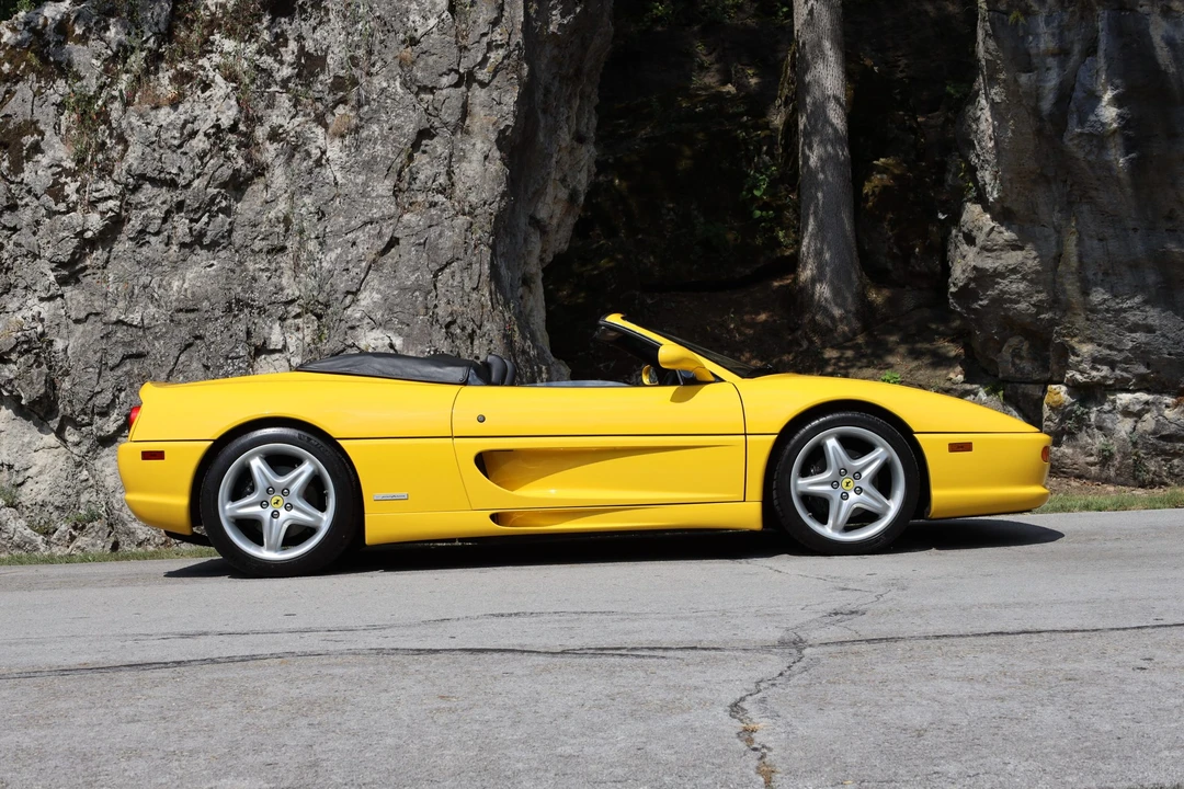 1995 Ferrari F355 Spider - Image 12 of 31