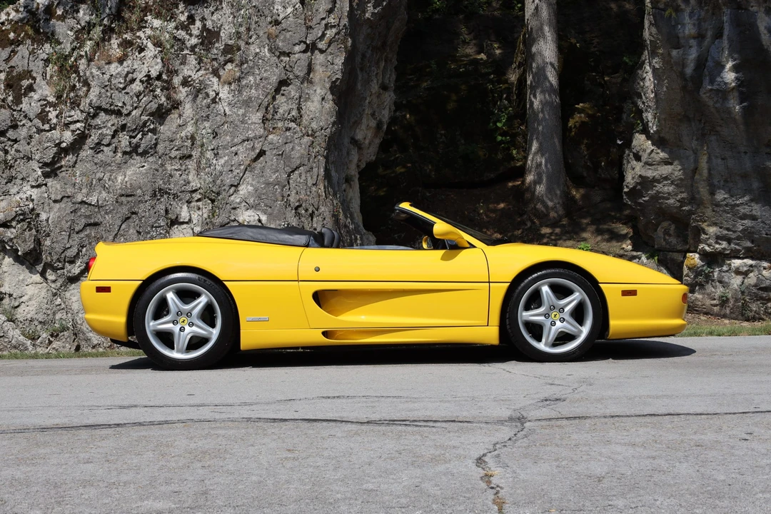 1995 Ferrari F355 Spider - Image 15 of 31