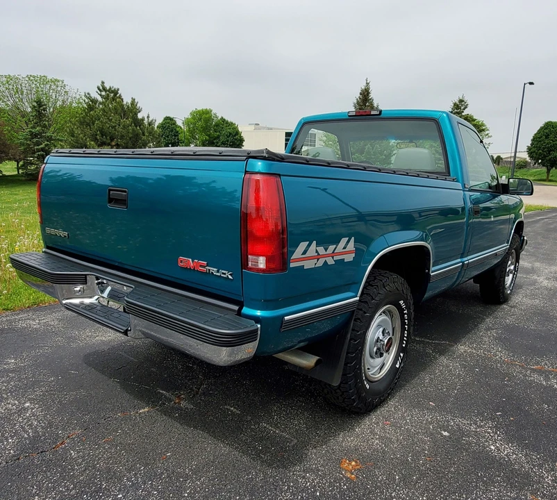 1995 GMC Sierra 1st Gen - Image 18 of 31