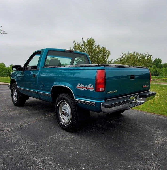 1995 GMC Sierra 1st Gen - Image 11 of 31
