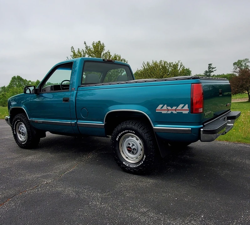 1995 GMC Sierra 1st Gen - Image 10 of 31