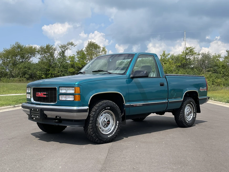 1995 GMC Sierra 1st Gen - Image 4 of 31