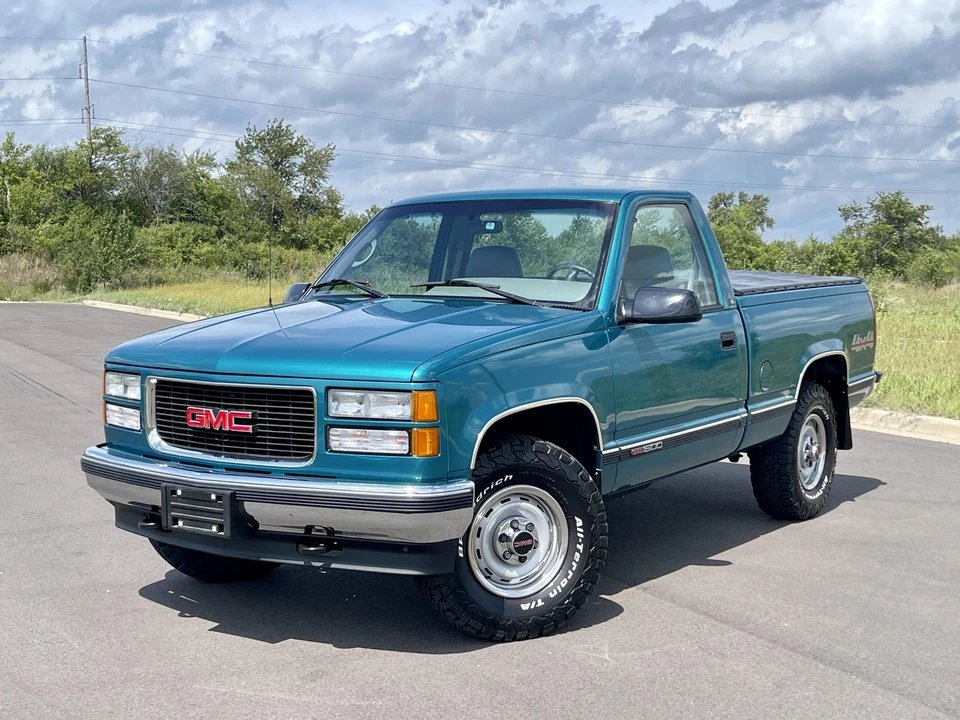 1995 GMC Sierra 1st Gen - Image 10 of 31