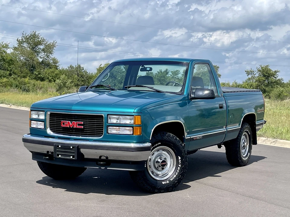 1995 GMC Sierra 1st Gen - Image 16 of 31