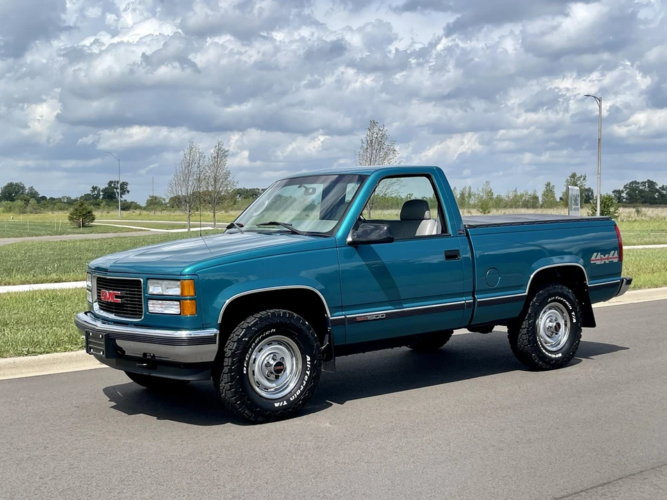 1995 GMC Sierra 1st Gen - Image 3 of 31