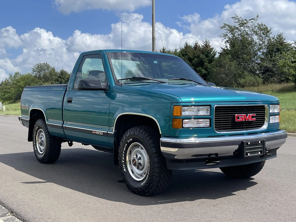 1995 GMC Sierra 1st Gen - Image 26 of 31