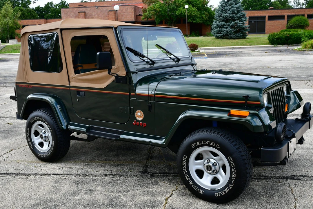 1995 Jeep YJ Wrangler - Image 4 of 31