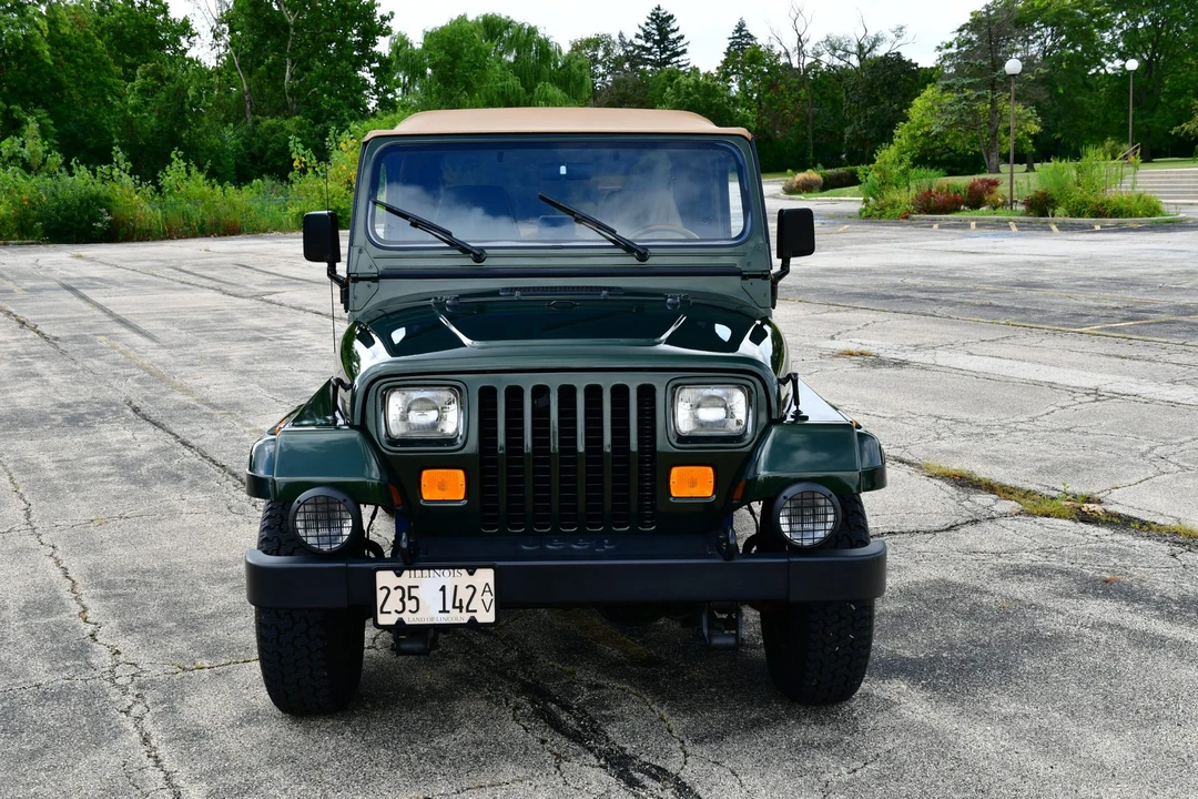 1995 Jeep YJ Wrangler - Image 3 of 31