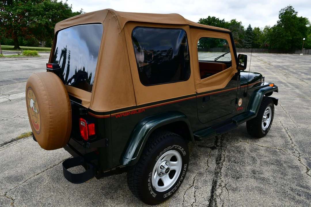 1995 Jeep YJ Wrangler - Image 6 of 31
