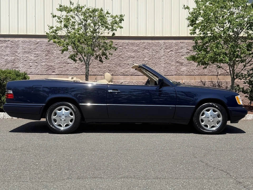 1995 Mercedes-Benz W124 E-Class - Image 24 of 31