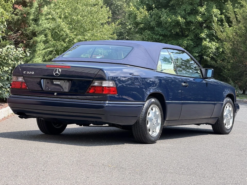 1995 Mercedes-Benz W124 E-Class - Image 29 of 31