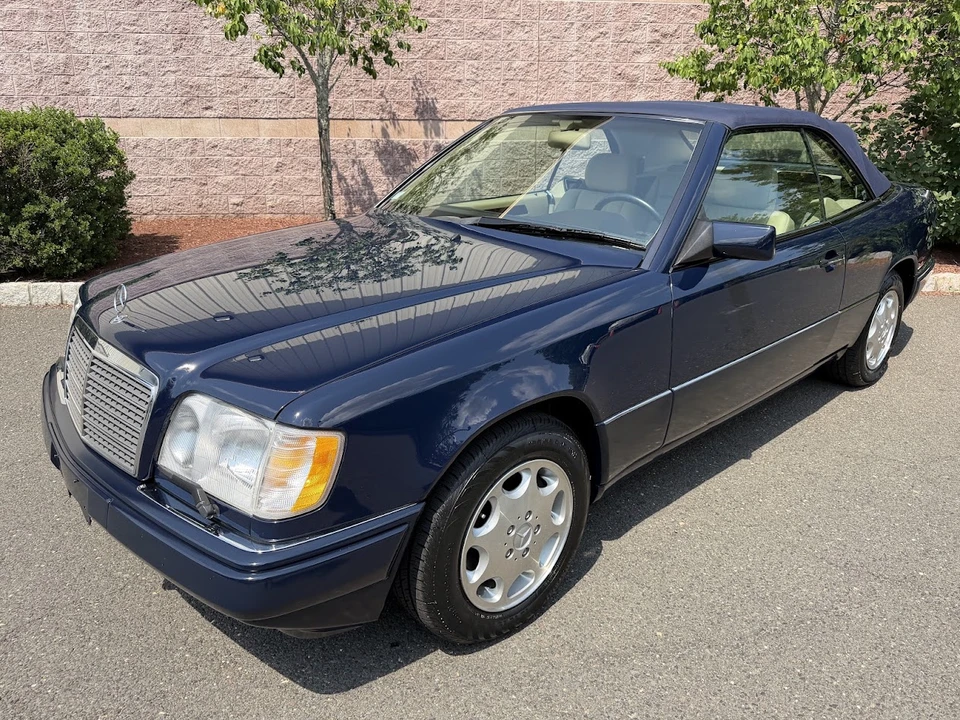 1995 Mercedes-Benz W124 E-Class - Image 3 of 31
