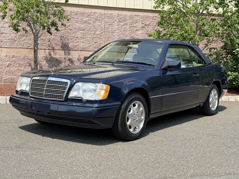 1995 Mercedes-Benz W124 E-Class - Image 9 of 31