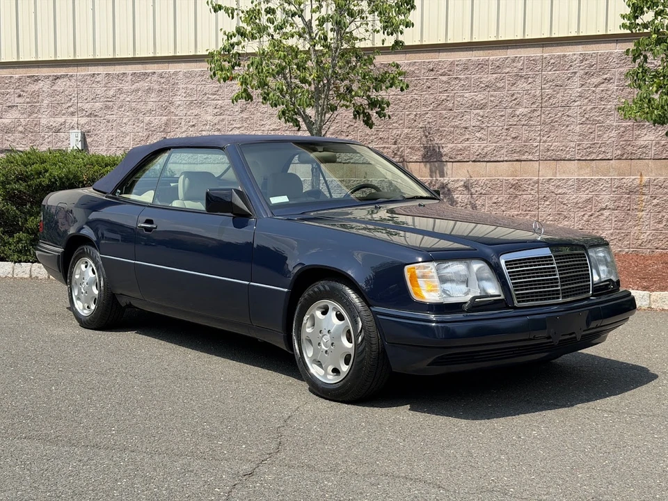 1995 Mercedes-Benz W124 E-Class - Image 23 of 31
