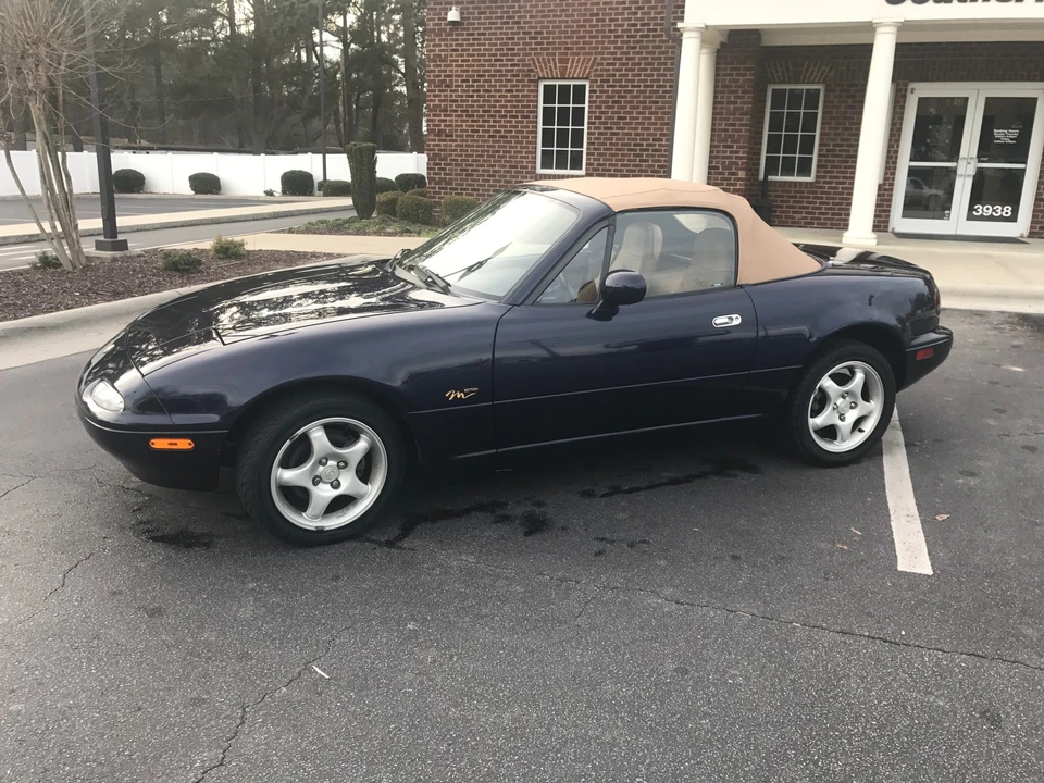 1996 Mazda NA MX-5 Miata - Image 9 of 31