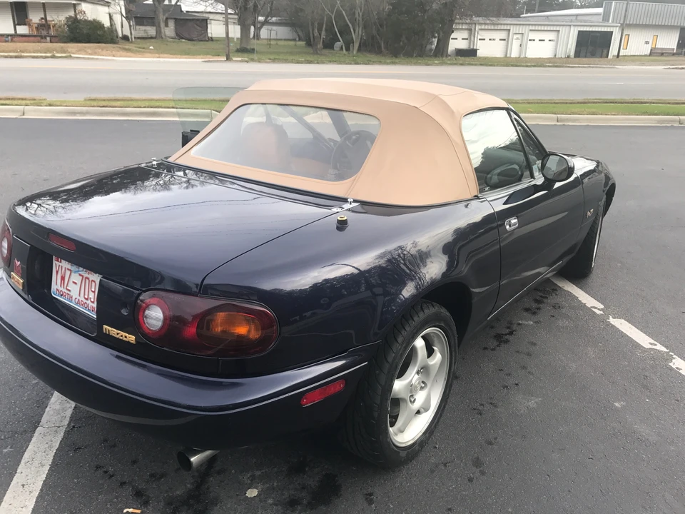1996 Mazda NA MX-5 Miata - Image 24 of 31