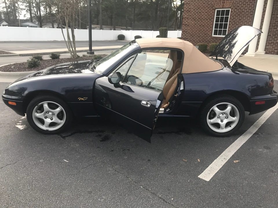 1996 Mazda NA MX-5 Miata - Image 11 of 31