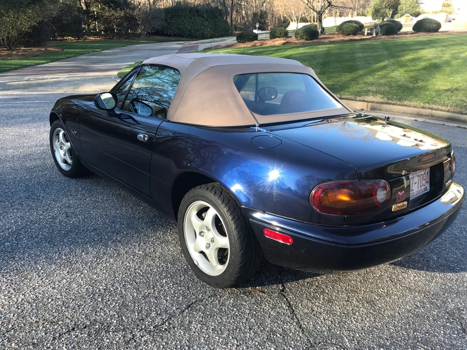 1996 Mazda NA MX-5 Miata - Image 16 of 31