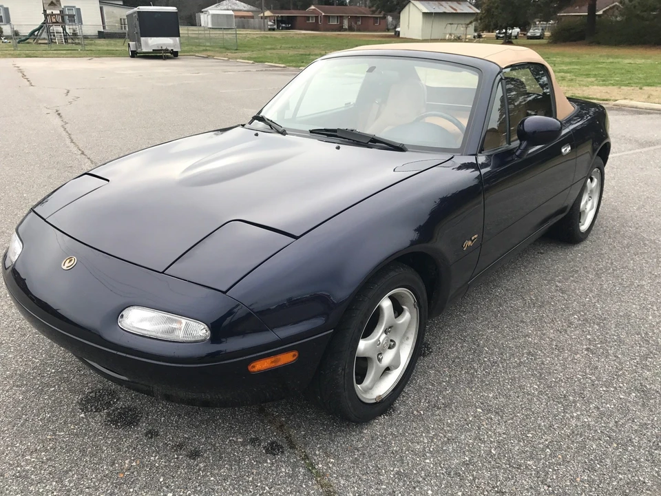 1996 Mazda NA MX-5 Miata - Image 3 of 31