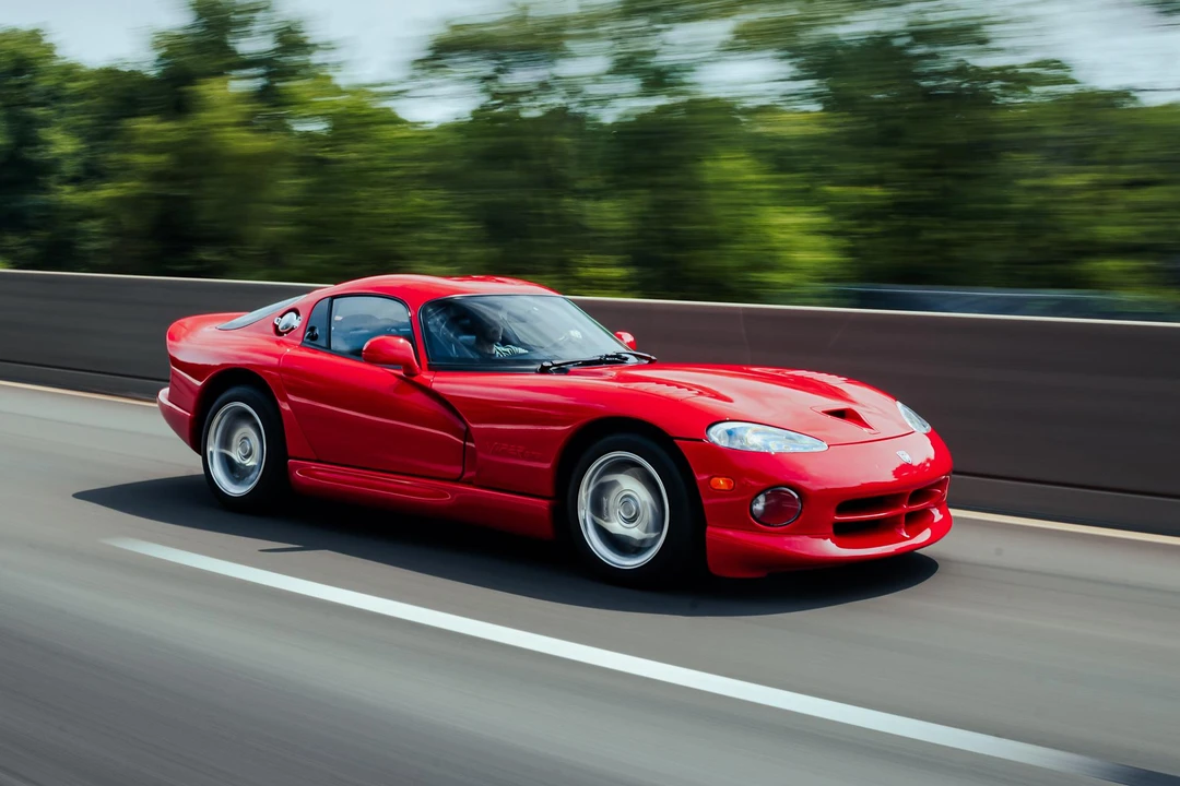 1997 Dodge Viper GTS 2nd Gen - Image 4 of 31