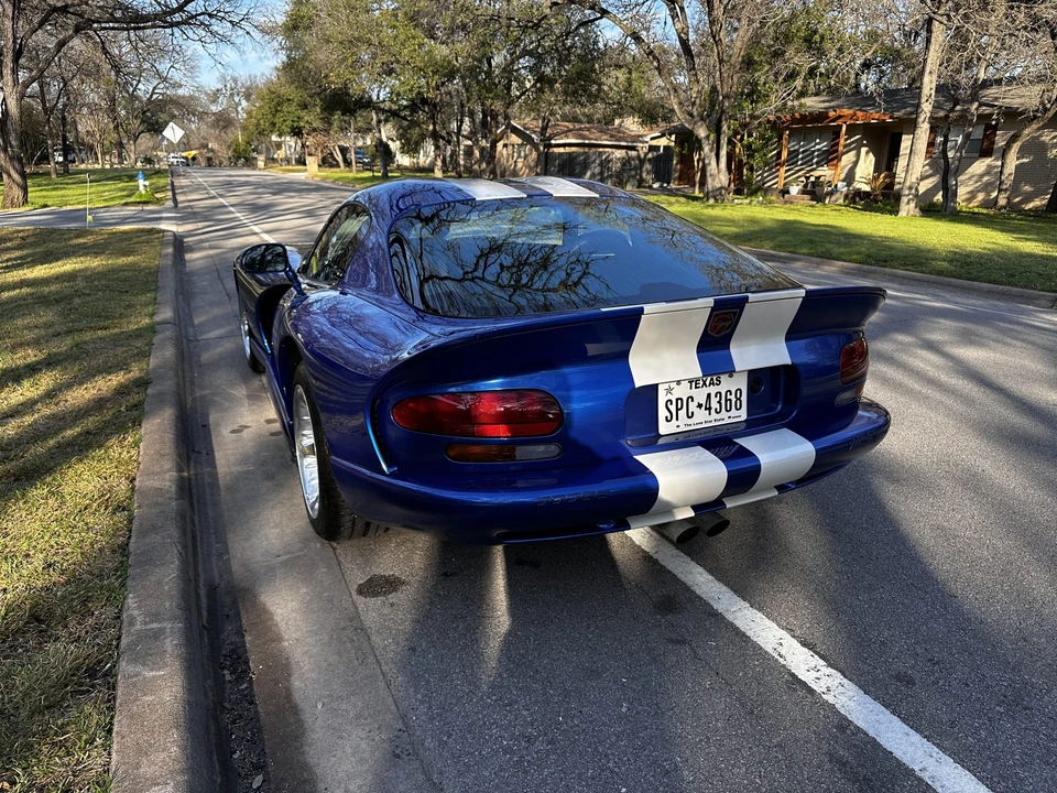1997 Dodge Viper GTS 2nd Gen - Image 14 of 31
