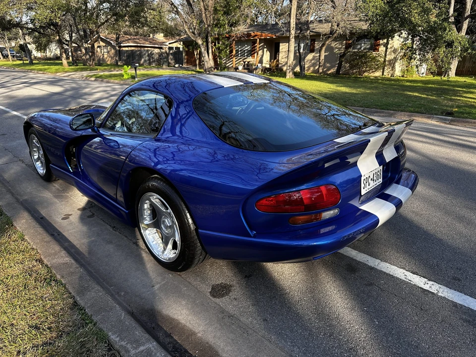 1997 Dodge Viper GTS 2nd Gen - Image 15 of 31