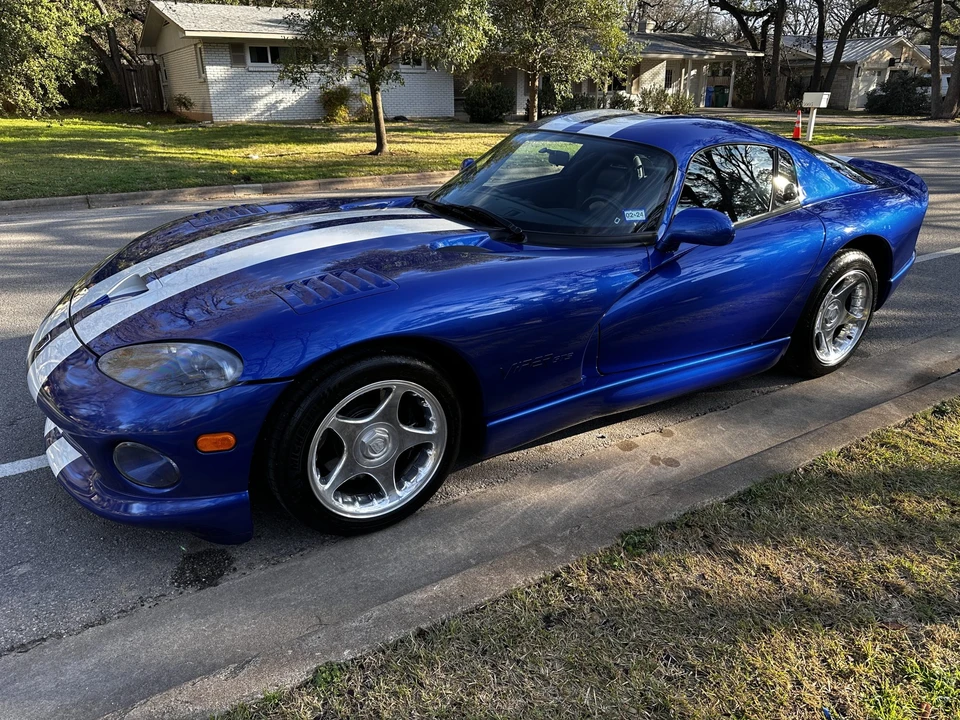 1997 Dodge Viper GTS 2nd Gen - Image 2 of 31