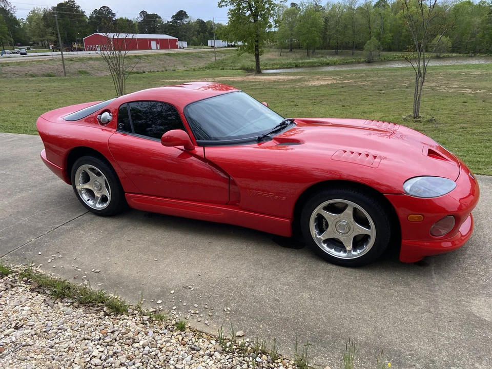 1997 Dodge Viper GTS 2nd Gen - Image 18 of 31