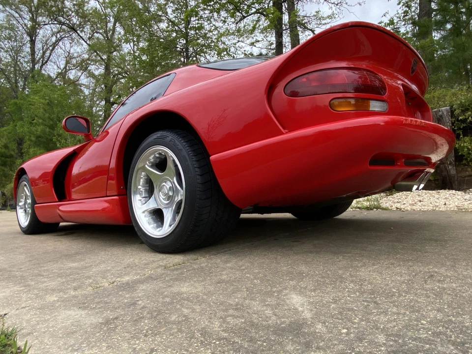 1997 Dodge Viper GTS 2nd Gen - Image 10 of 31