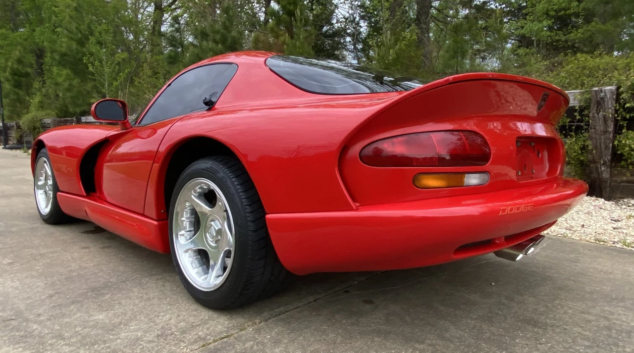 1997 Dodge Viper GTS 2nd Gen - Image 9 of 31